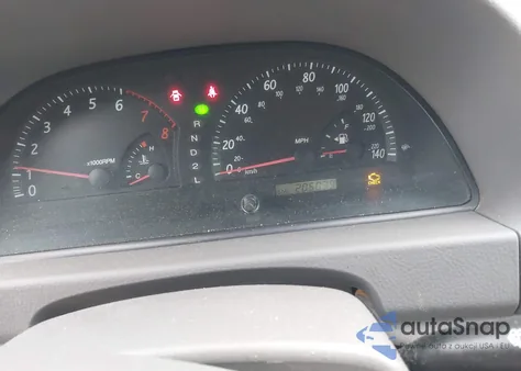 2002 Toyota Camry Le from USA, damaged, VIN 4T1BE32K52U529087